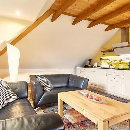 Ferienwohnung Raffael 100 Qm, 2 Grosse Betten Im Wohnzimmer كوكسهافن المظهر الخارجي الصورة