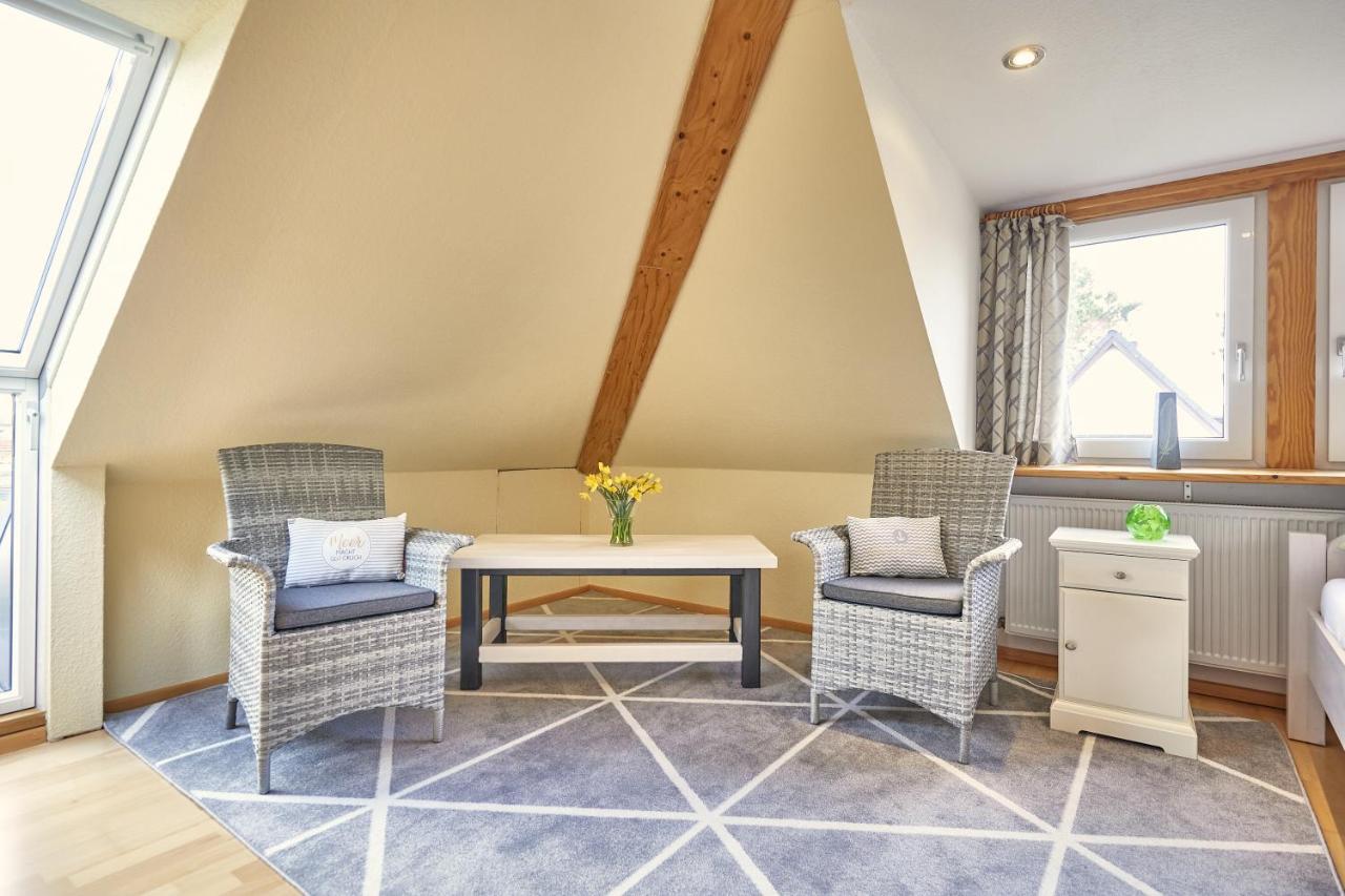Ferienwohnung Raffael 100 Qm, 2 Grosse Betten Im Wohnzimmer كوكسهافن المظهر الخارجي الصورة